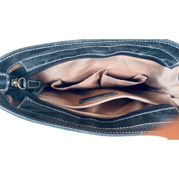 Gun Tote'n Mamas GTM  Black Leather Slim Cross Body Bag Concealed Carry - Picture 7 of 11